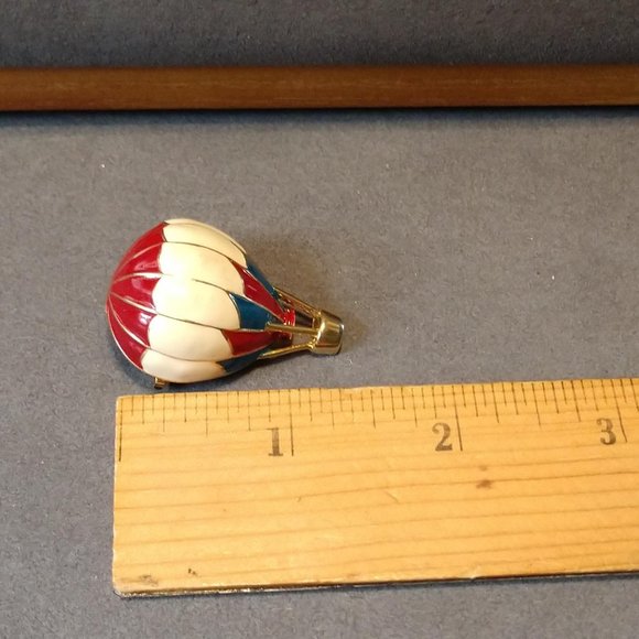 P.S. Co. 2000 Gold & Enamel Hot Air Balloon Brooch - Picture 5 of 5